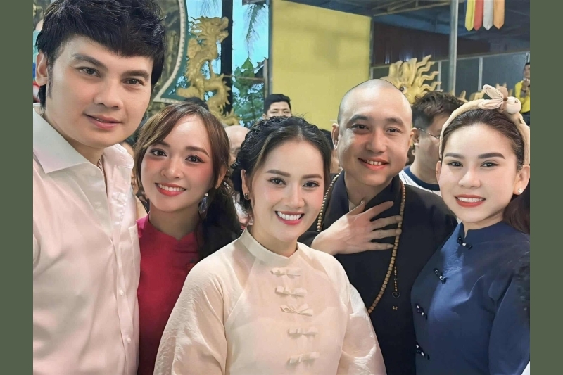 NSƯT Kim Tiểu Long, Bình Tinh trao yêu thương cho bà con nghèo tại Cà Mau