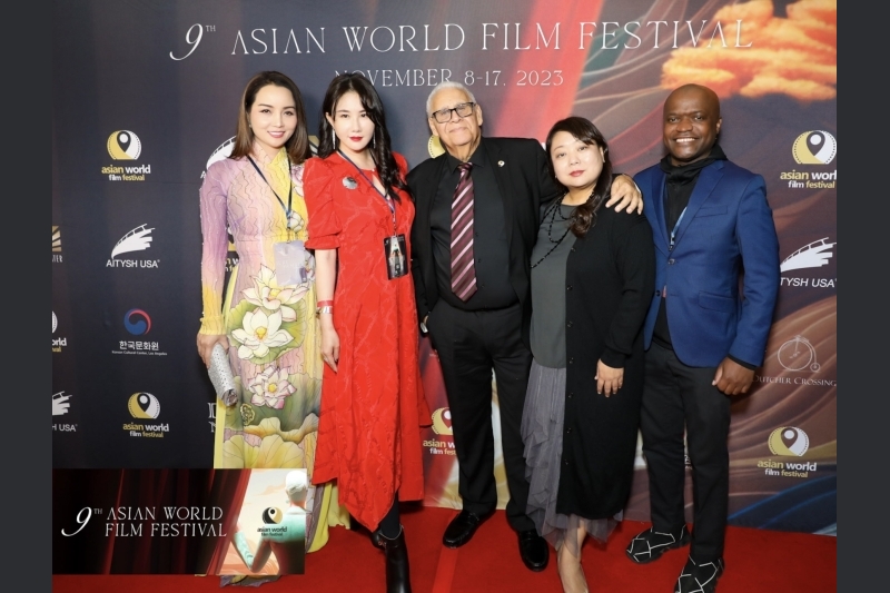 Phim Việt nào được vinh dự trình chiếu tại Liên hoan phim Thế giới châu Á?