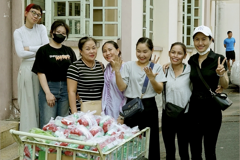 200 phần quà và 200 mảnh đời: Một buổi sáng đầy cảm xúc tại Bệnh viện Nhi Đồng 2