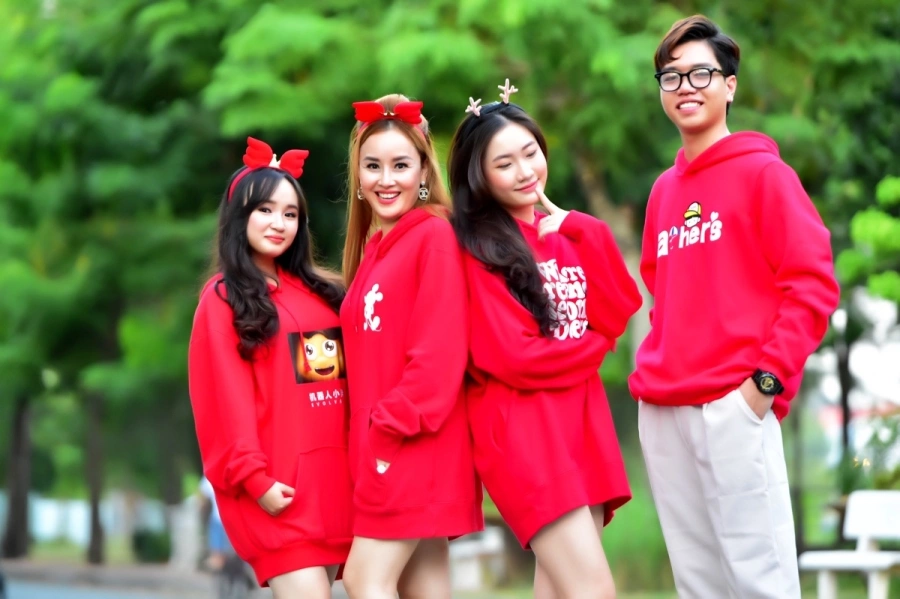 Jenny Nguyễn vui đón giáng sinh cùng gia đình