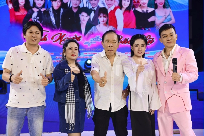 Hàng loạt sao tham gia chương trình thiện nguyện 