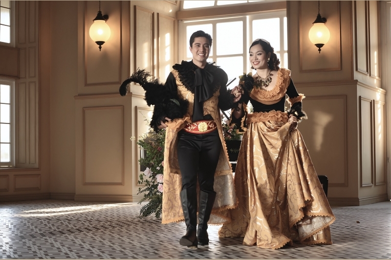 Nhiếp ảnh Gia Thái Nhàn và NTK Nguyễn Dũng Ký Ức Versailles