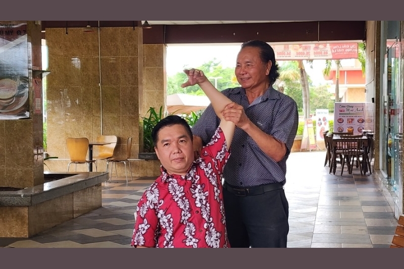 Võ Đức - Từ nghệ sĩ đến Lương y
