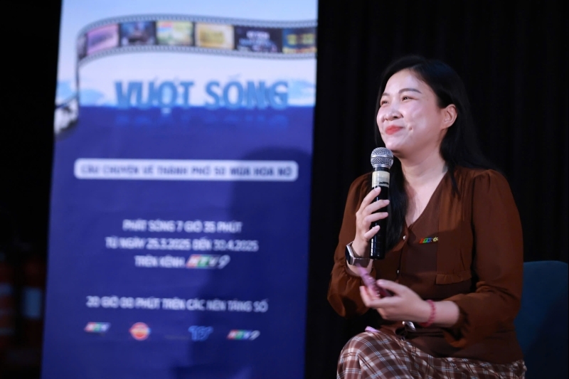 Vượt Sóng- Câu chuyện kể về thành phố 50 mùa hoa nở